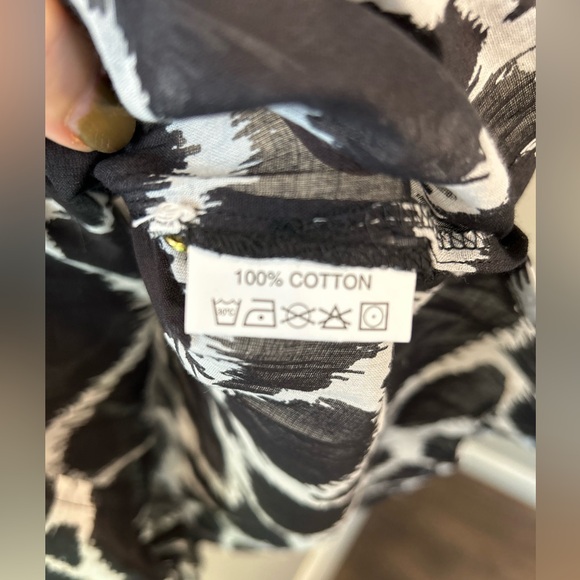 Cotton Caftan /Coverup in Chic Ikat Pattern - Picture 3 of 4